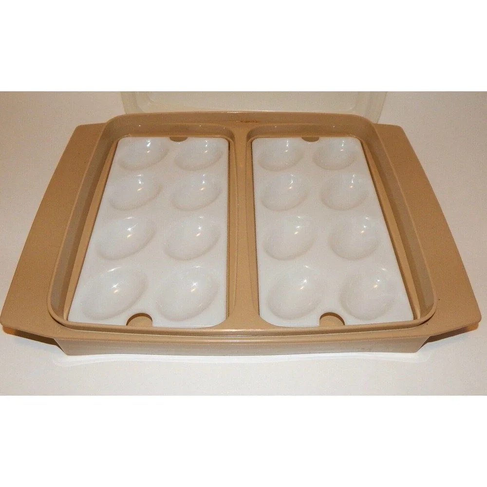 Tupperware Deviled Egg Keeper Carrier Tray Container 723-3 Almond